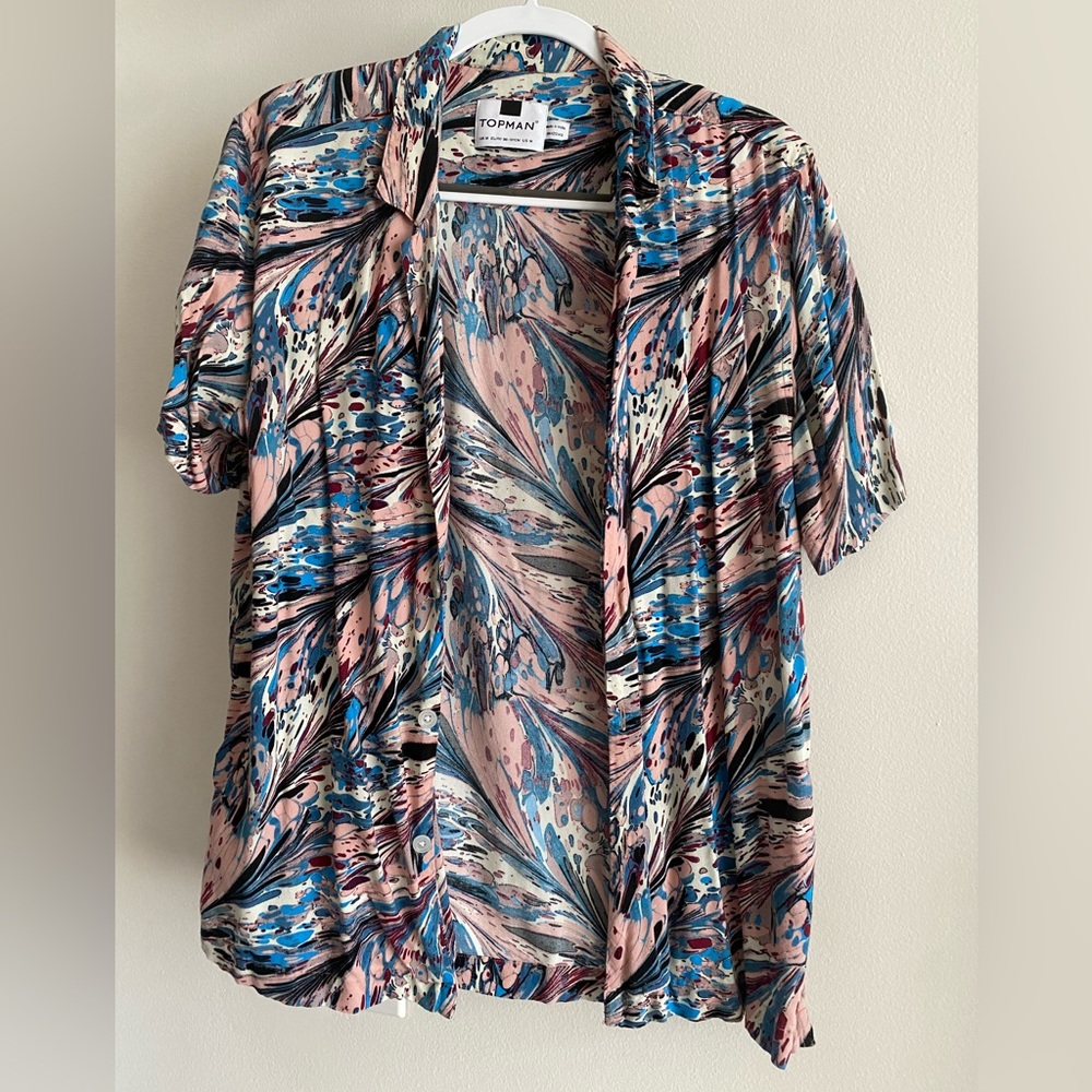 TOPMAN SHIRT IN SIZE UK MEDIUM